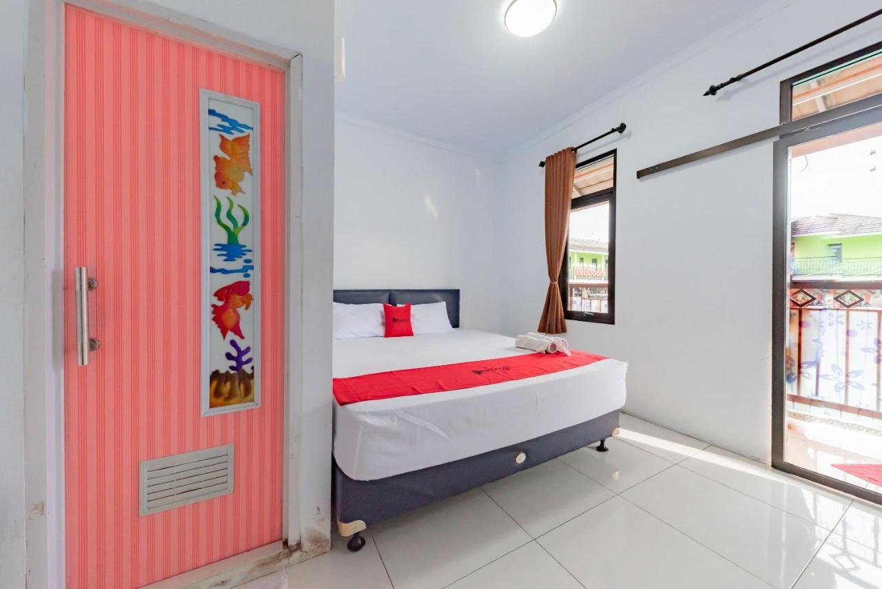 Reddoorz Resort Syariah @ Jaya Tirta Abadi Purwakarta Dış mekan fotoğraf