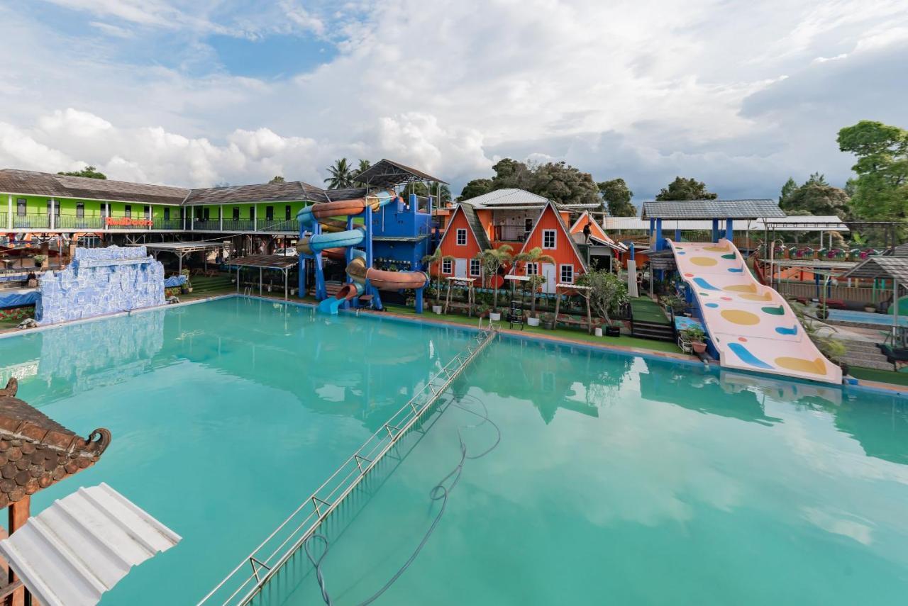 Reddoorz Resort Syariah @ Jaya Tirta Abadi Purwakarta Dış mekan fotoğraf