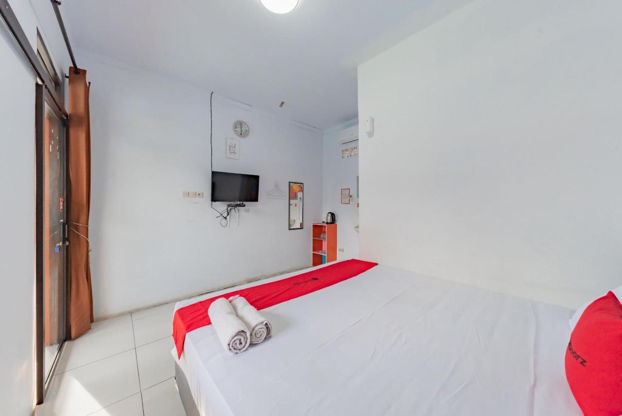 Reddoorz Resort Syariah @ Jaya Tirta Abadi Purwakarta Dış mekan fotoğraf