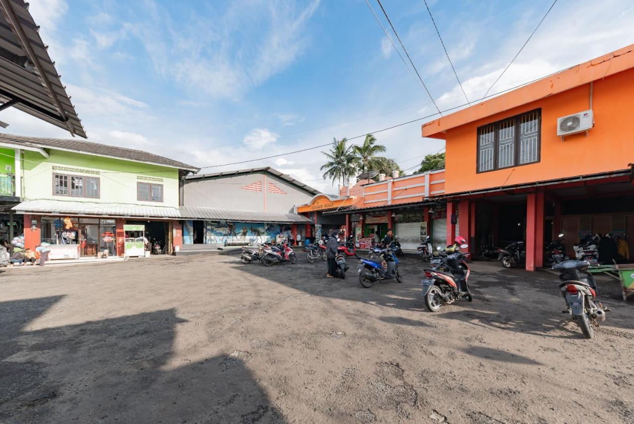 Reddoorz Resort Syariah @ Jaya Tirta Abadi Purwakarta Dış mekan fotoğraf